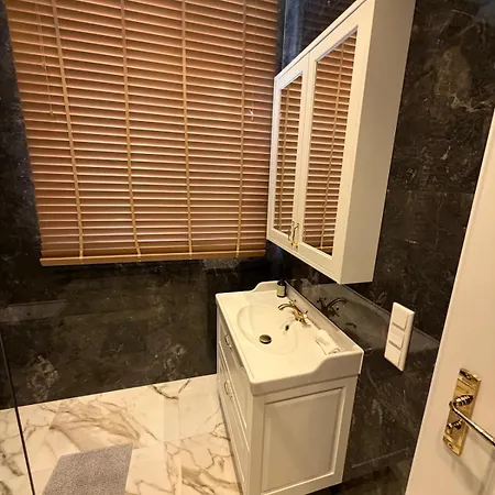 Apartamento Mit Kochnische, 15 Min Frankfurt Flughafen, Parkplatz *