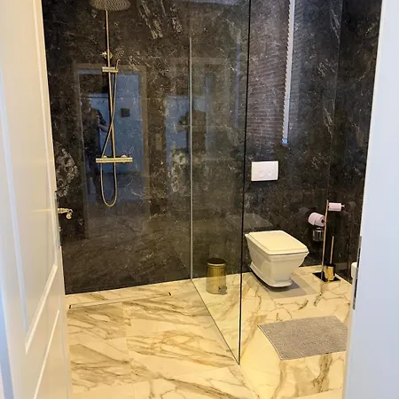 Apartamento Mit Kochnische, 15 Min Frankfurt Flughafen, Parkplatz